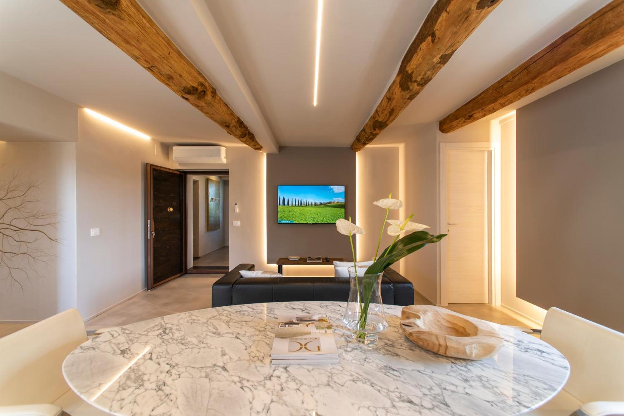 Palazzo Del Papa Country Suites เซียนา ภายนอก รูปภาพ